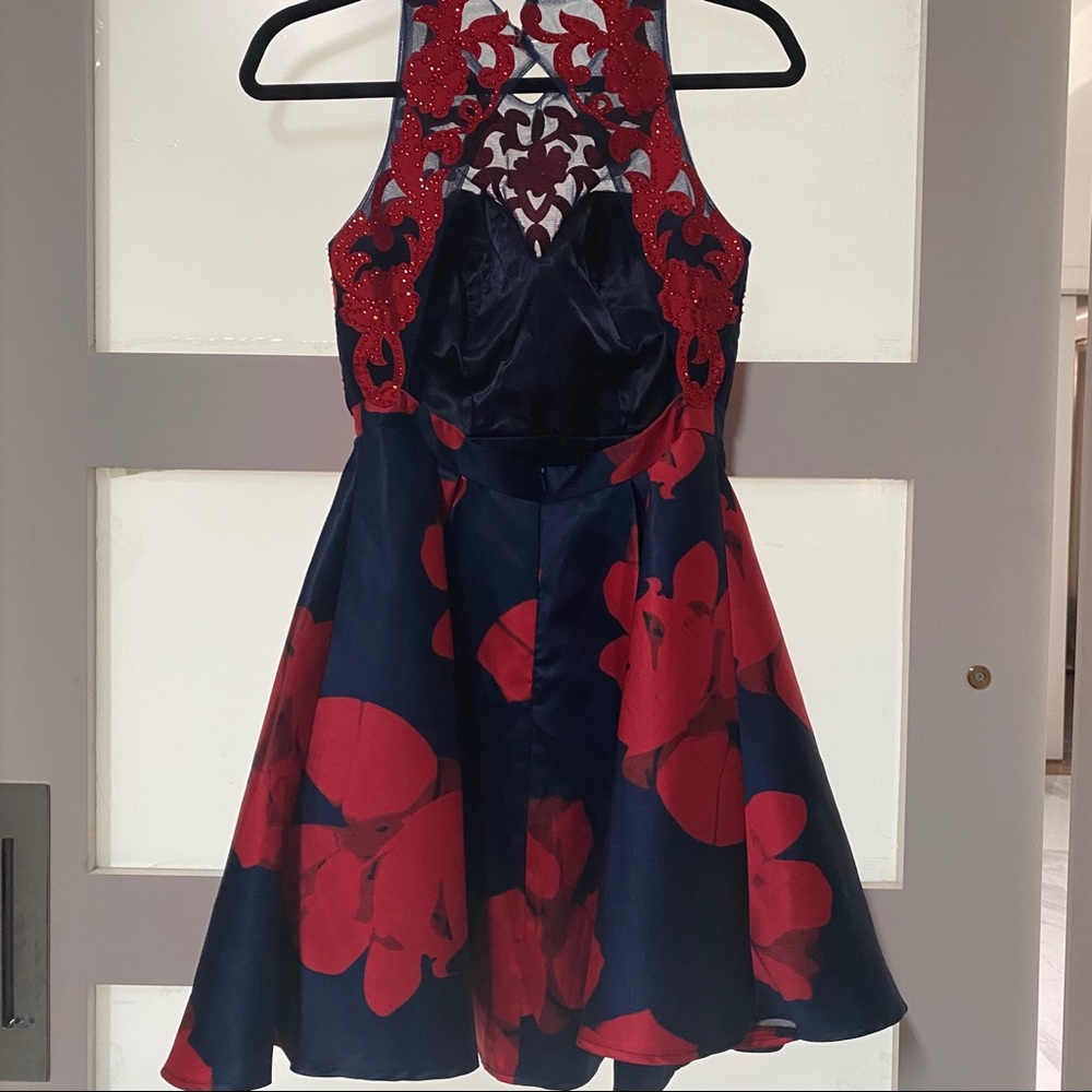 Navy and red homecoming dress size 4‎